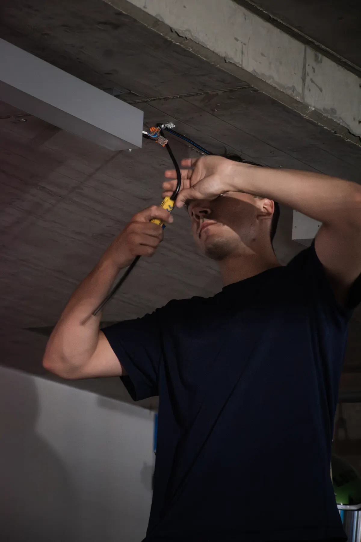 Electrical installation detail for Spectoda lighting control