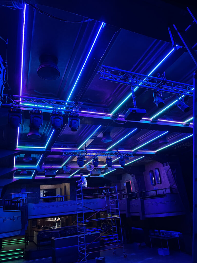 ROXY ceiling instalation