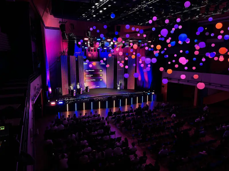 Emergence: Flexible Light Installation for Cryptographic Summit Controlled by Spectoda